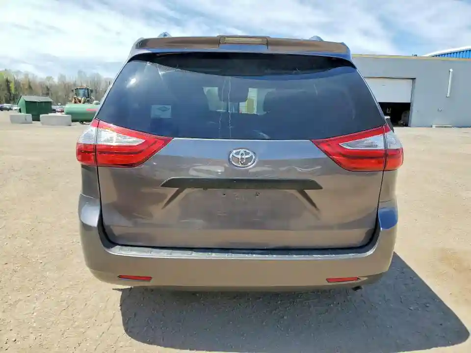 5TDZZ3DC8KS967829 2019 TOYOTA SIENNA-5