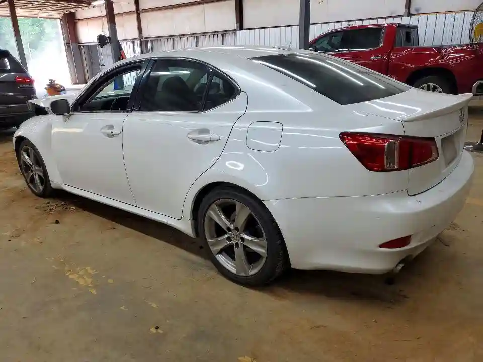 JTHBF5C20B5138806 2011 LEXUS IS-1