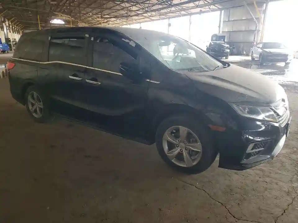 5FNRL6H7XJB064987 2018 HONDA ODYSSEY-3