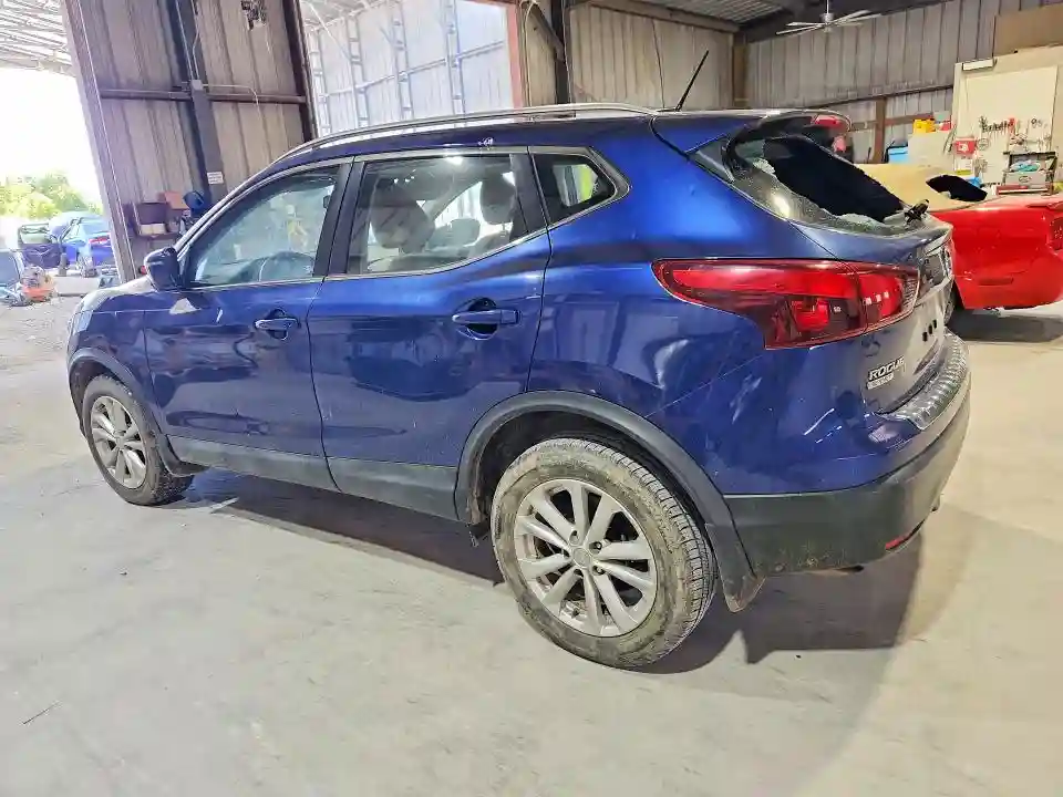 JN1BJ1CP6JW103154 2018 NISSAN ROGUE-1