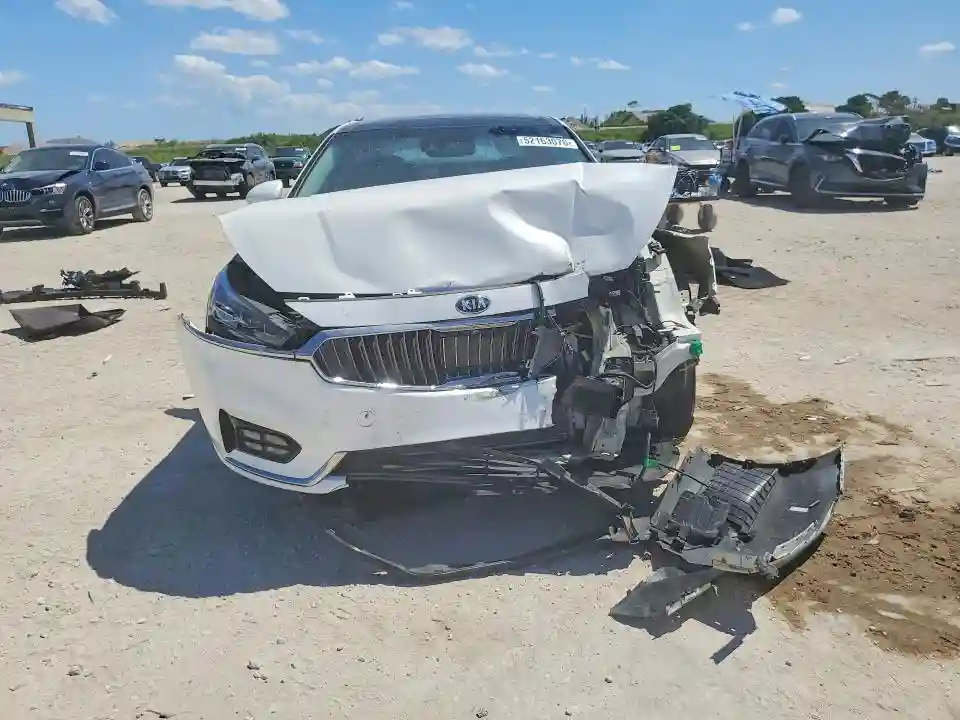 KNALC4J13K5144969 2019 KIA CADENZA-4