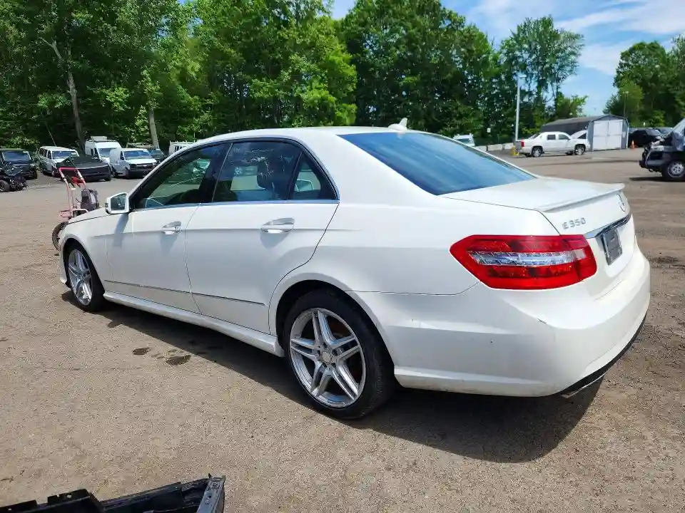 WDDHF8JB6DA715368 2013 MERCEDES-BENZ E-CLASS-1