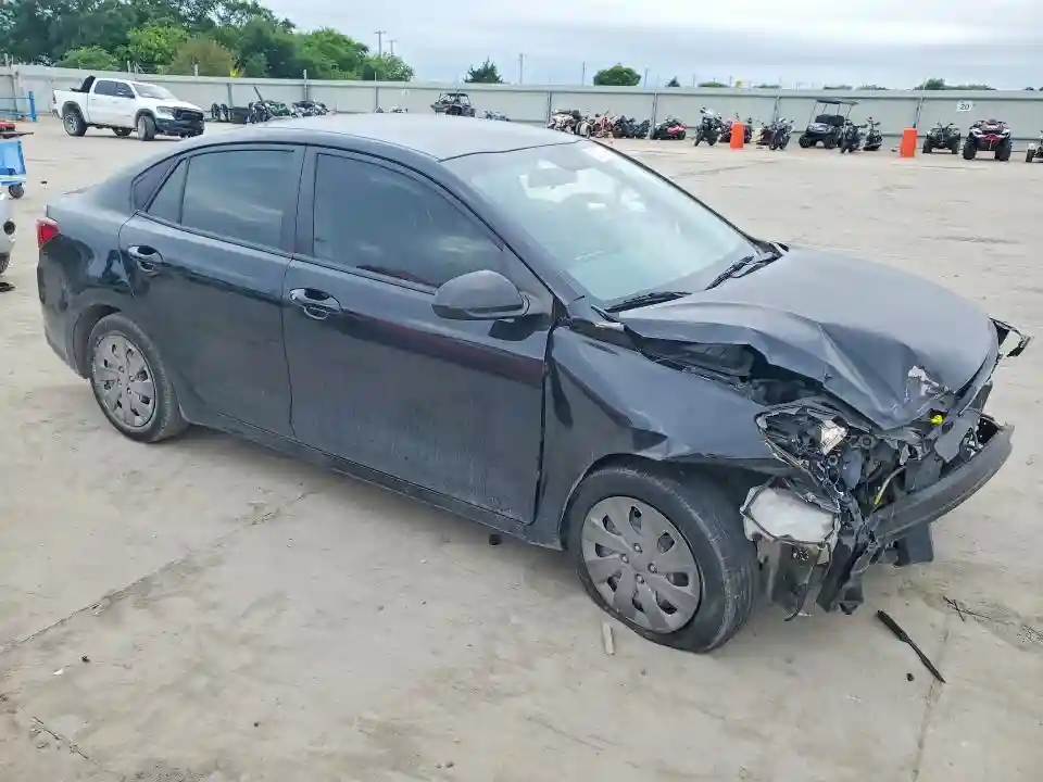 3KPA24AD2LE335148 2020 KIA RIO-3
