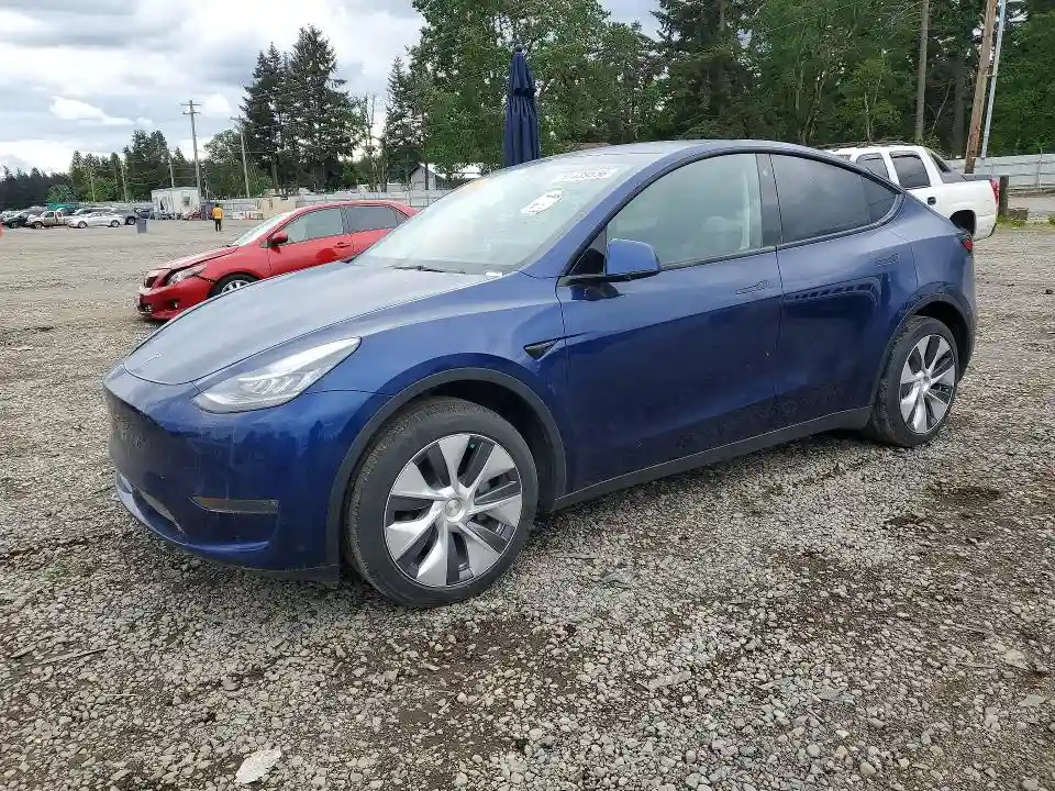 7SAYGDEE8PA113393 2023 TESLA MODEL Y-0