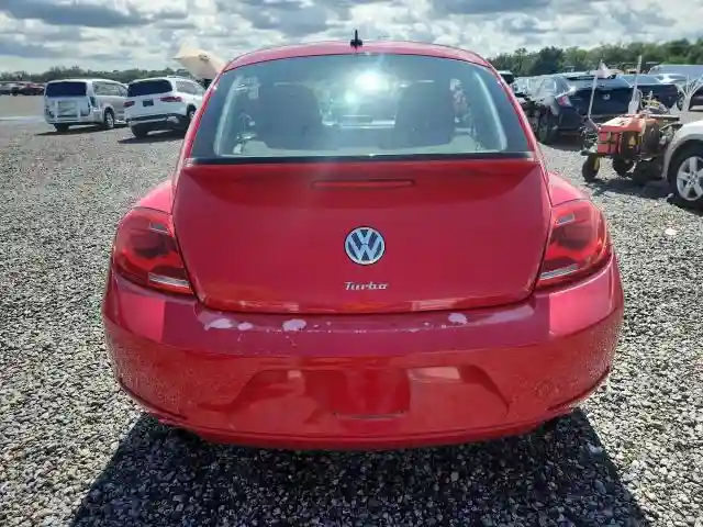 3VWVA7AT6CM647568 2012 VOLKSWAGEN BEETLE-5