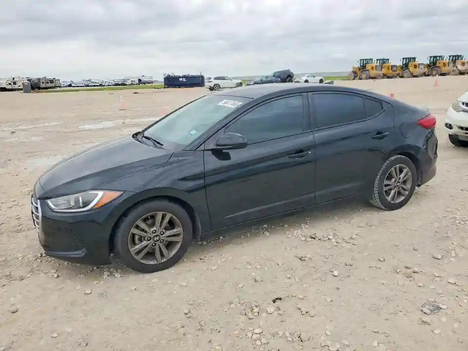 5NPD84LFXJH252067 2018 HYUNDAI ELANTRA-0