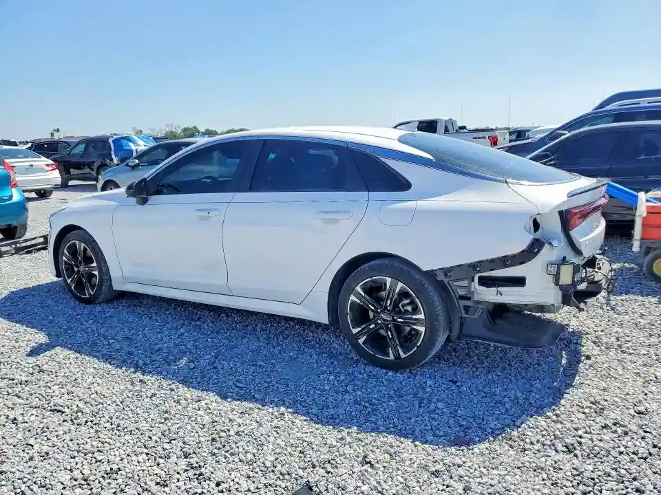 5XXG64J26RG245269 2024 KIA K5-1