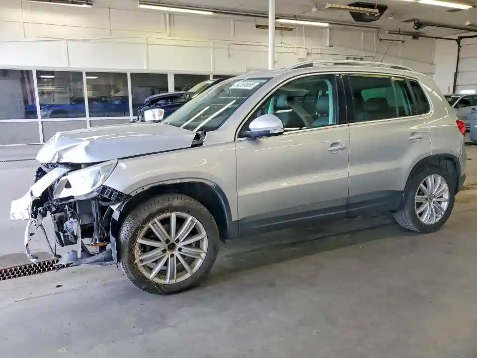 WVGBV7AXXAW529884 2010 VOLKSWAGEN TIGUAN-0