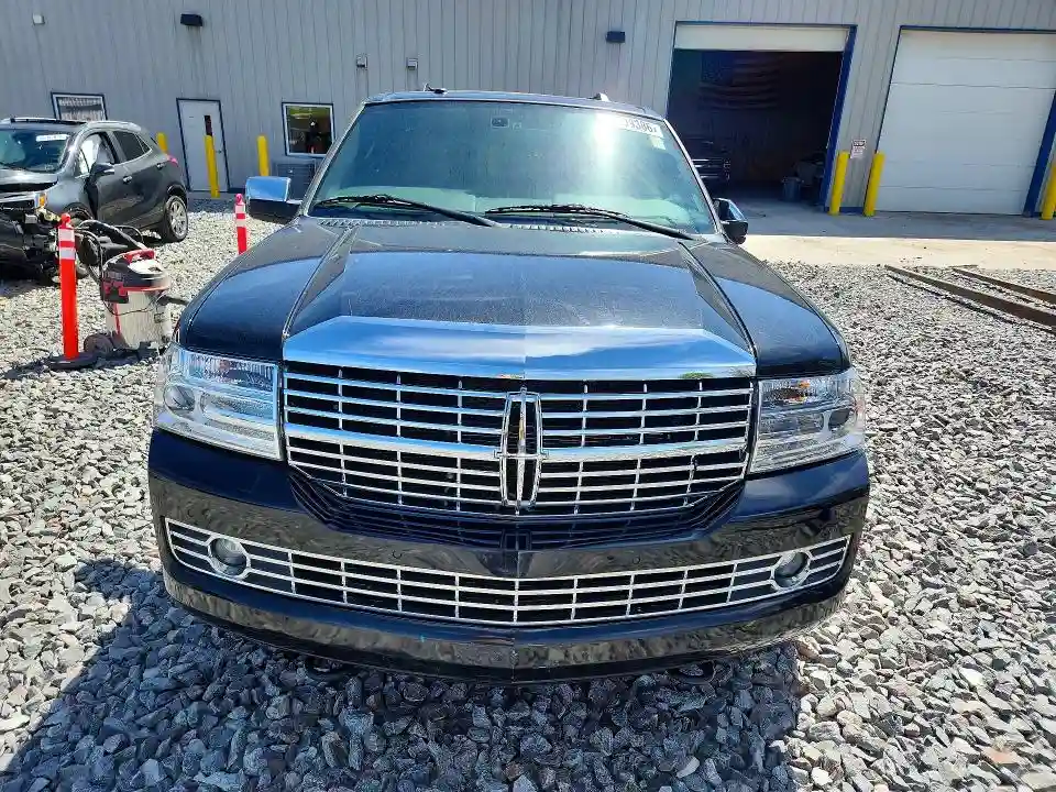 5LMJJ3J58EEL03124 2014 LINCOLN NAVIGATOR-4