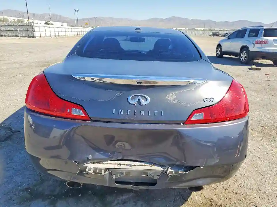 JN1CV6EK7AM100797 2010 INFINITI G37-5