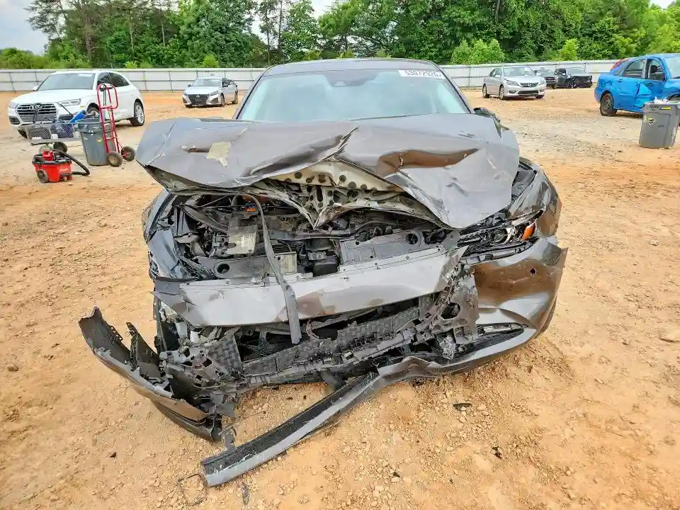 JM1GL1VM0J1308689 2018 MAZDA 6-4