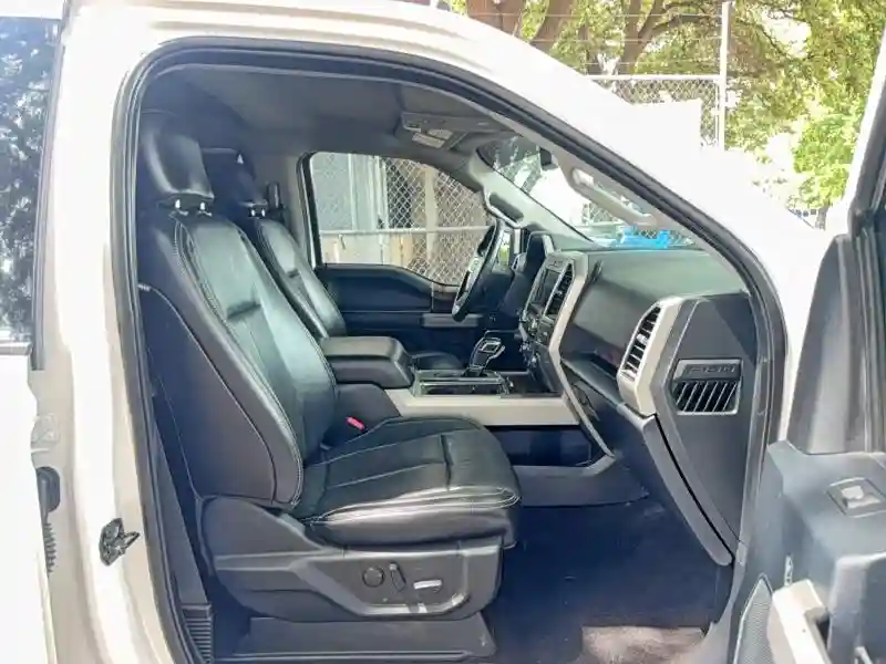 1FTEW1E53KKD04901 2019 FORD F150-4