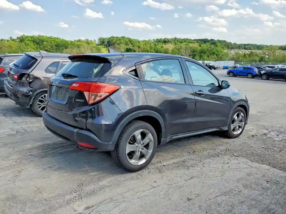3CZRU6H36JG725302 2018 HONDA HR-V-2