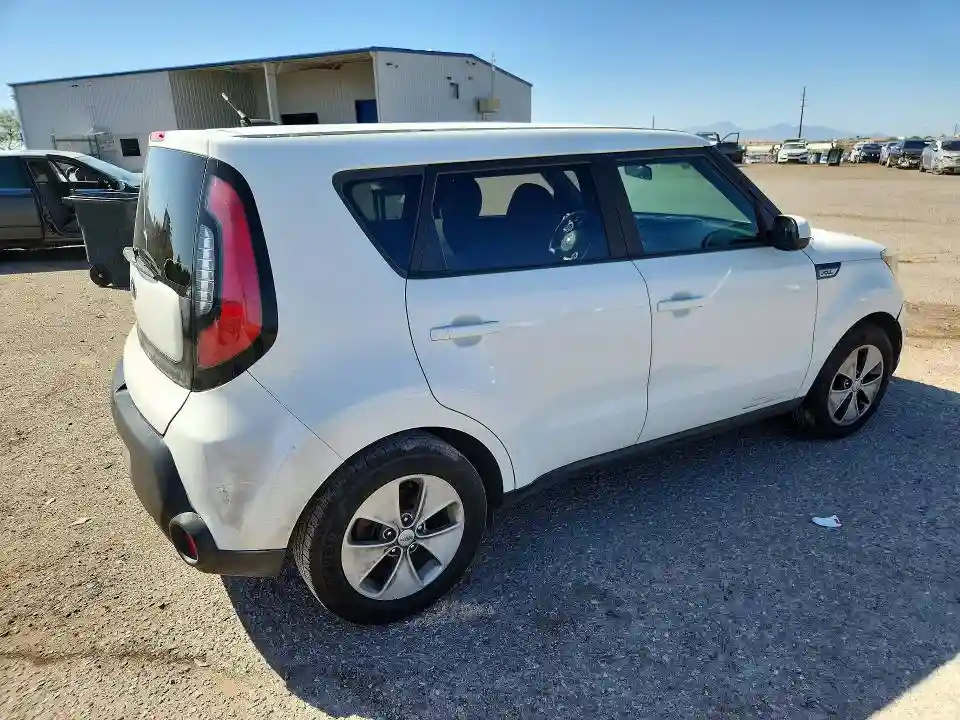 KNDJN2A23F7231489 2015 KIA SOUL BASE-2
