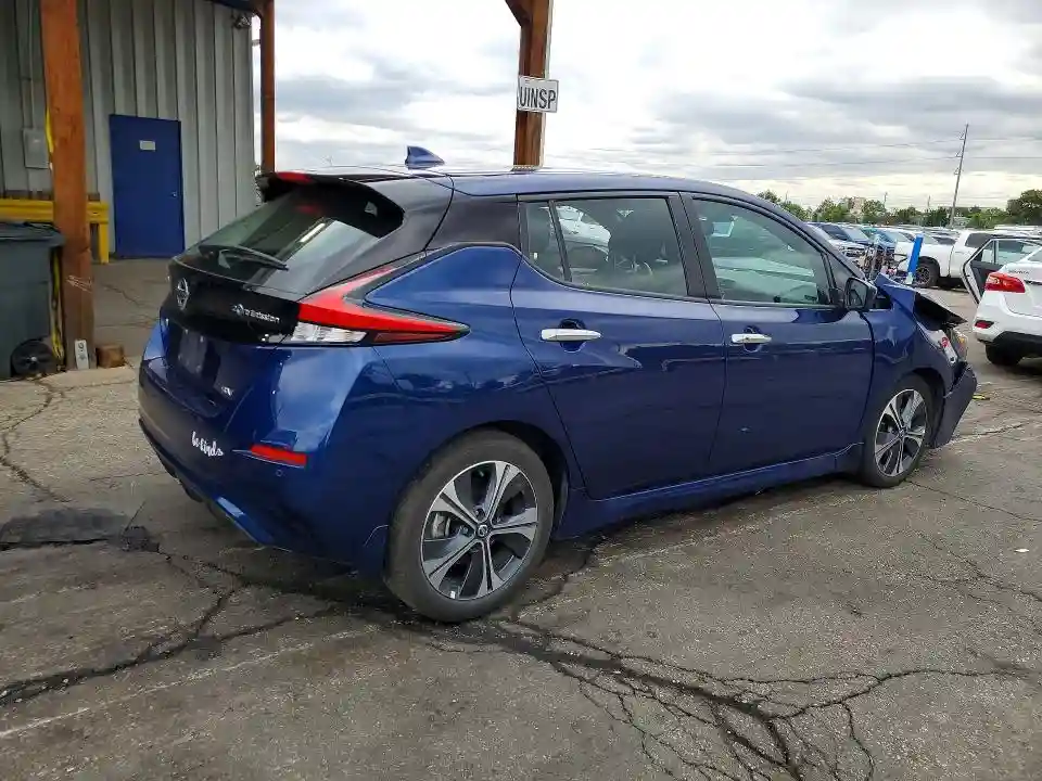 1N4AZ1CV8MC551441 2021 NISSAN LEAF-2