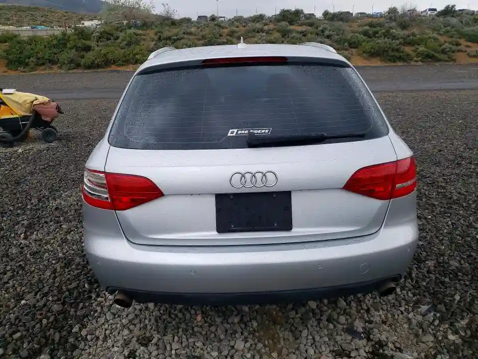 WAUWFAFL9BA044024 2011 AUDI A4-5