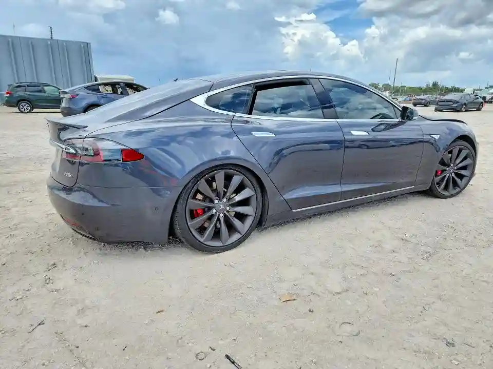 5YJSA1E43GF143561 2016 TESLA MODEL S-2