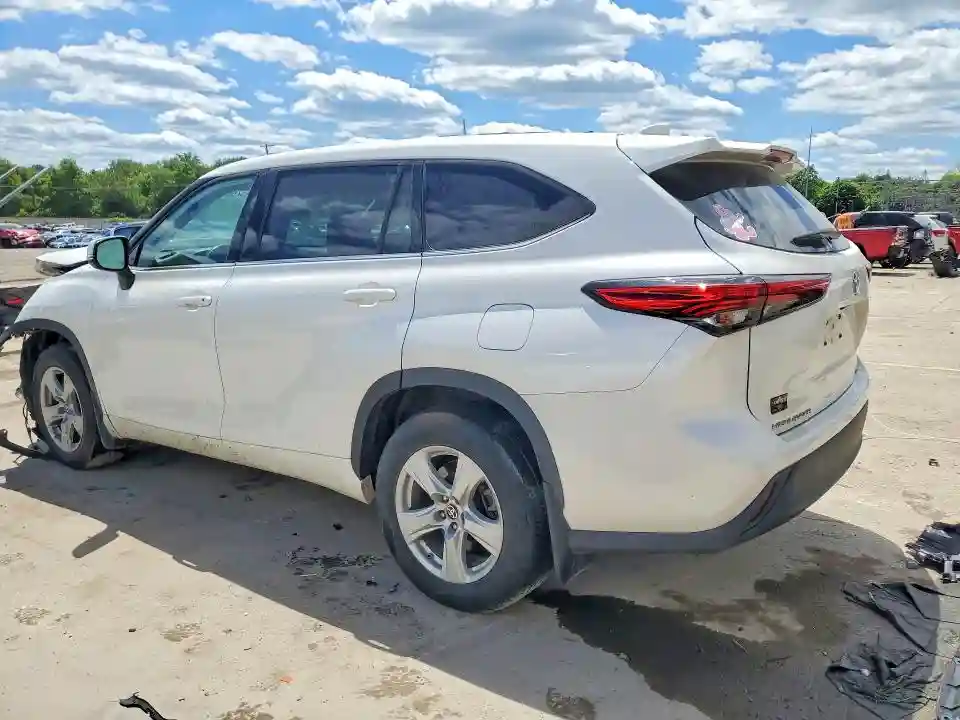 5TDBZRBH3MS535526 2021 TOYOTA HIGHLANDER-1