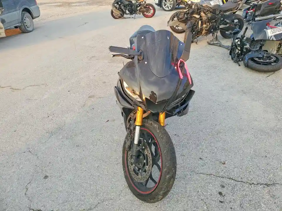 MH3RH18Y7KK001901 2019 YAMA YZF600-1