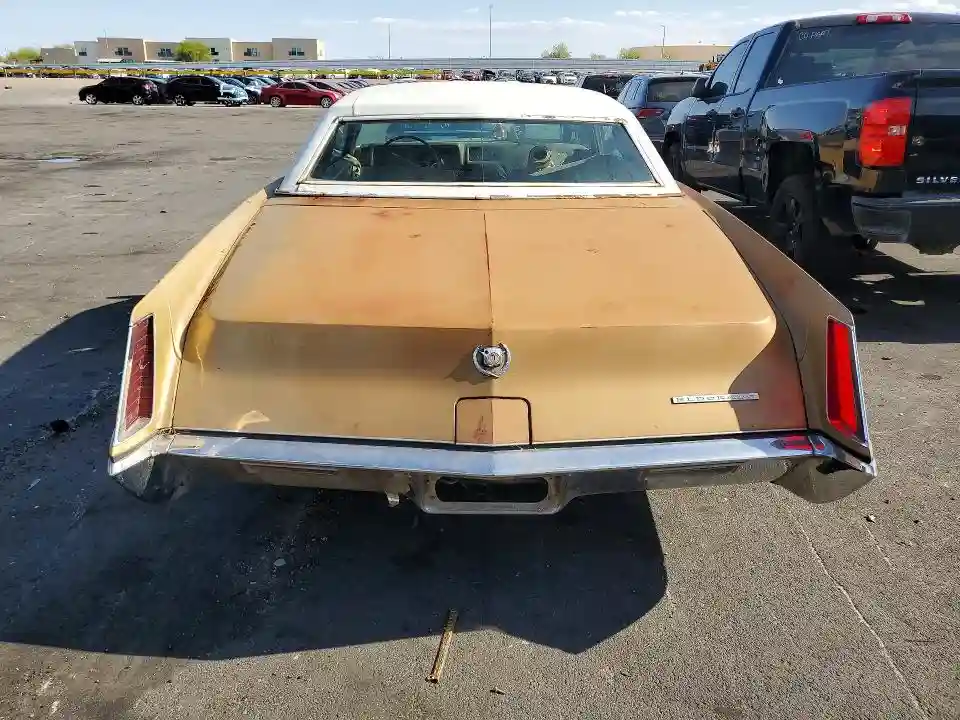H8146852 1968 CADILLAC FLE2T-5