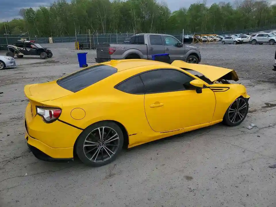 JF1ZNAA16F8706637 2015 SCION FRS-2