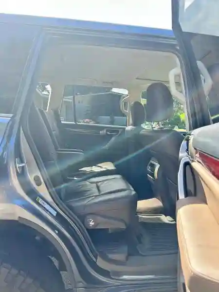 JTJBM7FX1K5217974 2019 LEXUS GX-5