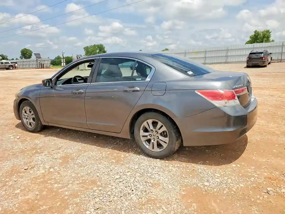 1HGCP2F69BA119079 2011 HONDA ACCORD-1