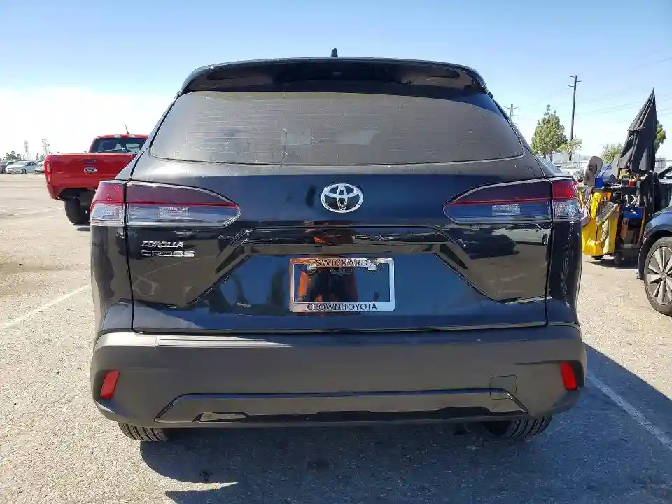 7MUAAAAG7TV179311 2026 TOYOTA COROLLA CR-5