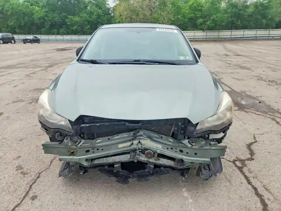 JF1GPAA64E8252383 2014 SUBARU IMPREZA-4