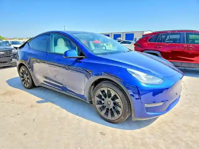 5YJYGDEE1MF144125 2021 TESLA MODEL Y-3