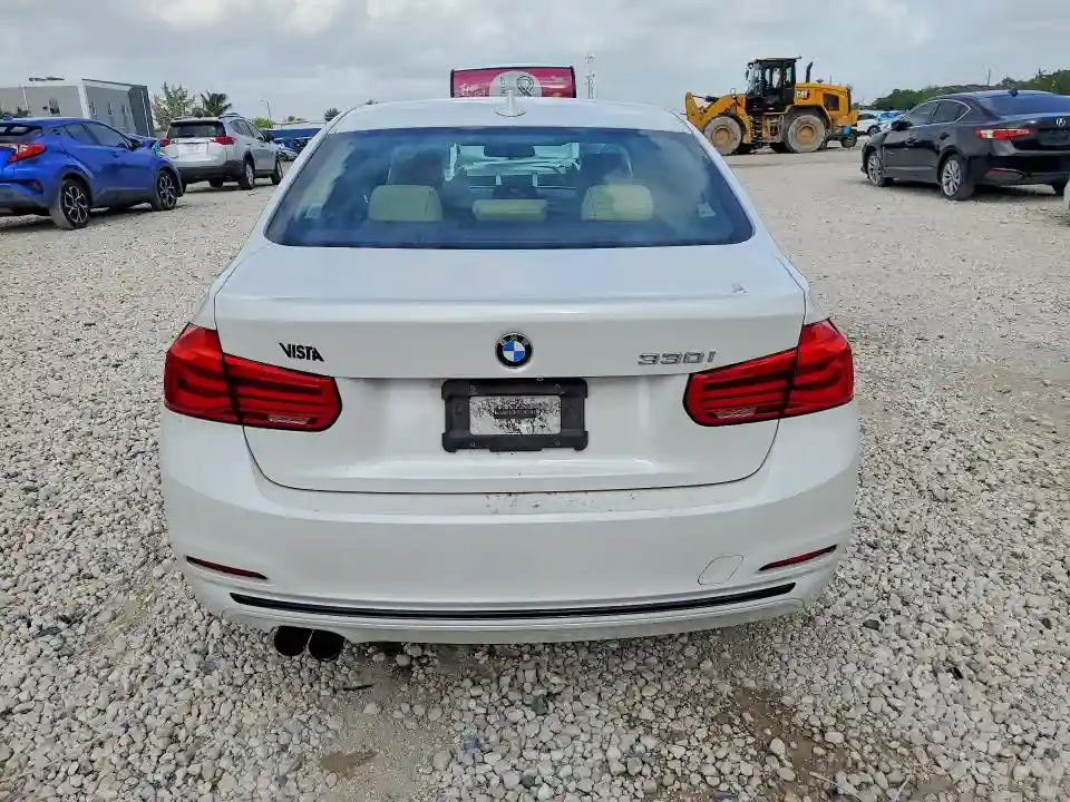 WBA8B9G5XJNU98079 2018 BMW 3 SERIES-5