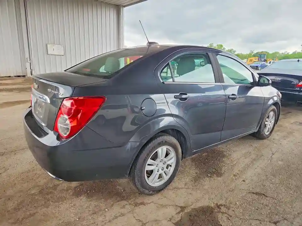 1G1JC5SH6F4155089 2015 CHEVROLET SONIC-2