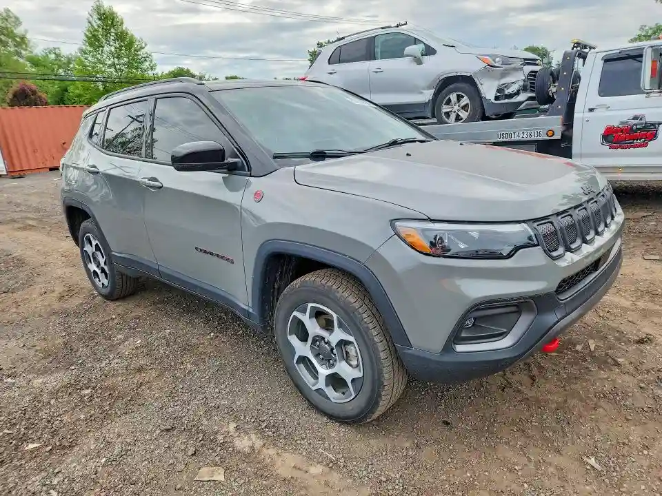3C4NJDDB0NT203440 2022 JEEP COMPASS-3
