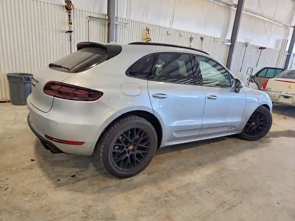 WP1AG2A57HLB53845 2017 PORSCHE MACAN-2