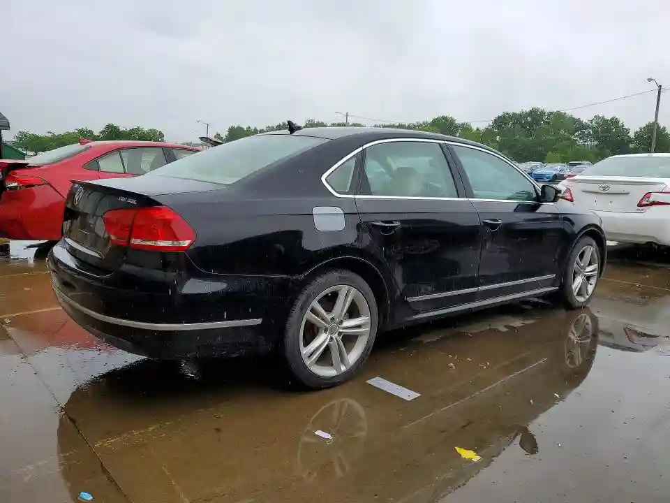 1VWCN7A32EC010564 2014 VOLKSWAGEN PASSAT-2