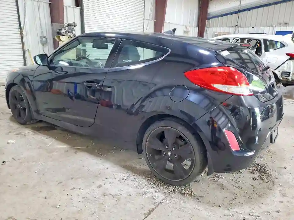 KMHTC6AD2DU121227 2013 HYUNDAI VELOSTER-1