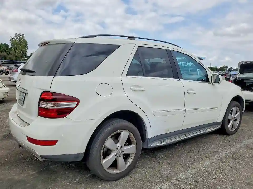 4JGBB5GBXAA541278 2010 MERCEDES-BENZ M-CLASS-2