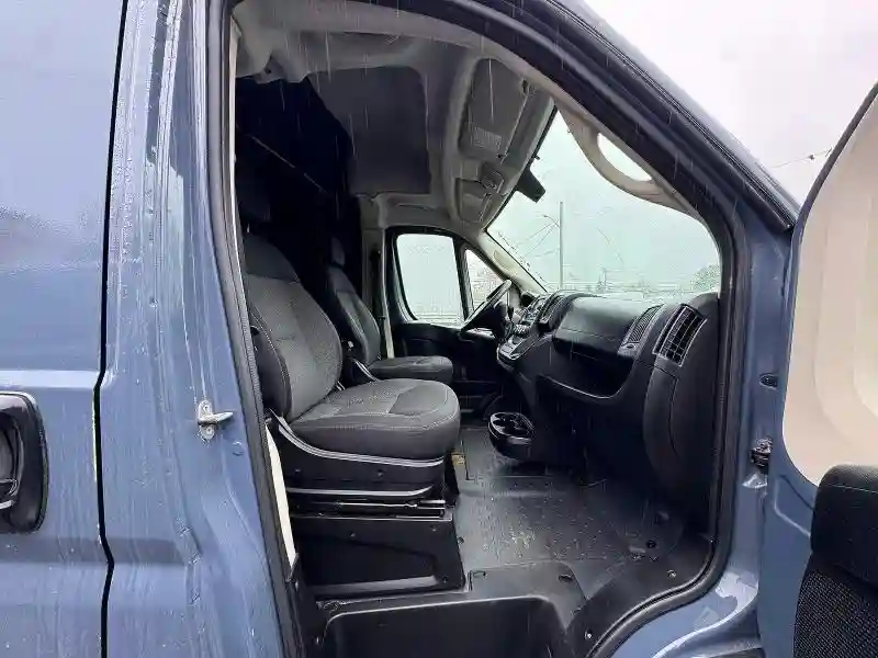3C6URVJG5KE544673 2019 RAM PROMASTER-4