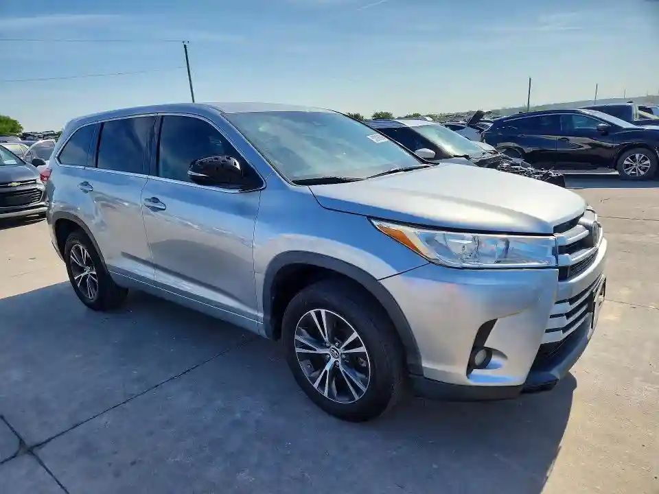 5TDZZRFH2JS251244 2018 TOYOTA HIGHLANDER-3