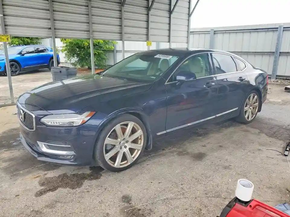 YV1A22ML8H1004957 2017 VOLVO S90-0