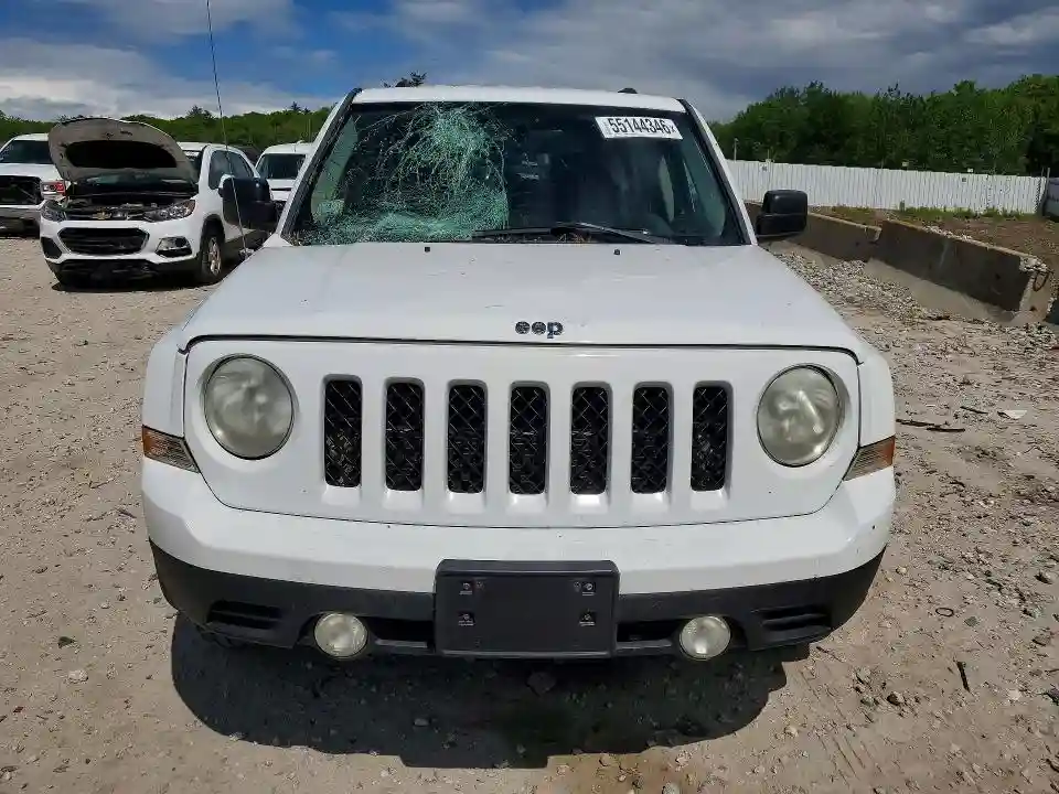 1C4NJRBB0CD584595 2012 JEEP PATRIOT-4