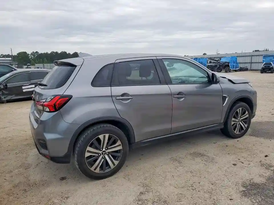 JA4APVAU7MU013075 2021 MITSUBISHI OUTLANDER-2