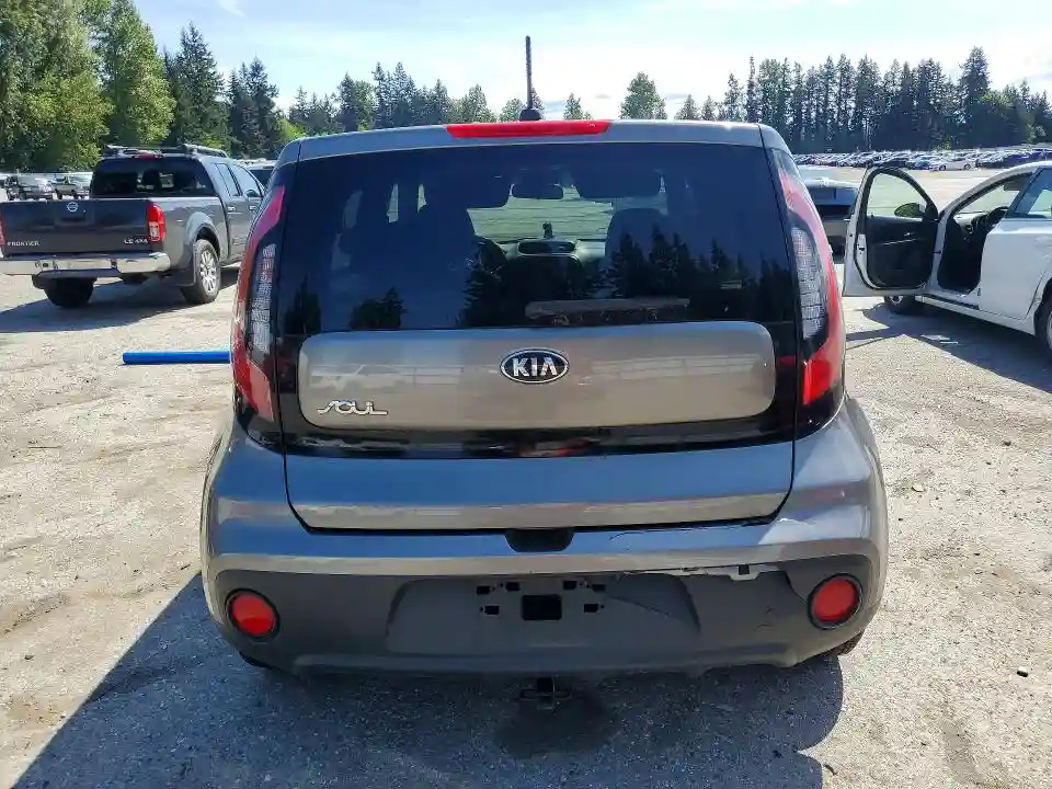 KNDJN2A23H7502036 2017 KIA SOUL-5