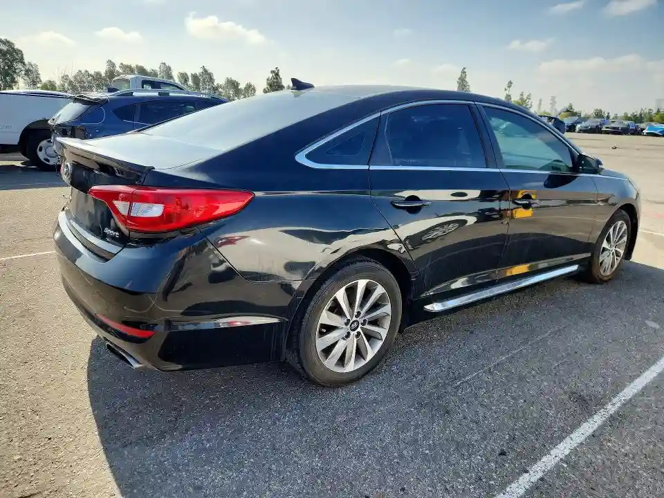 5NPE34AF7FH032446 2015 HYUNDAI SONATA-2