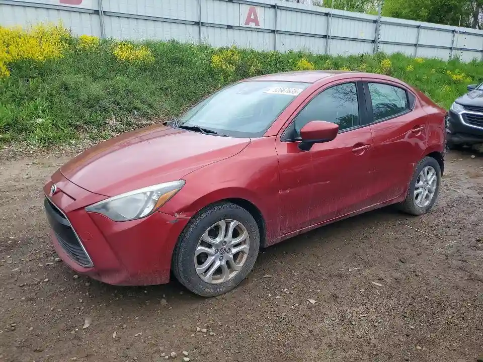 3MYDLBYV5JY300582 2018 TOYOTA YARIS IA B-0