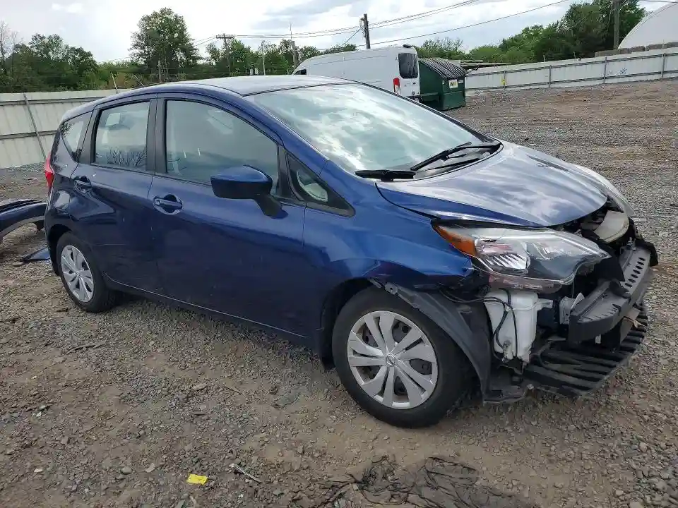 3N1CE2CP8JL370087 2018 NISSAN VERSA-3