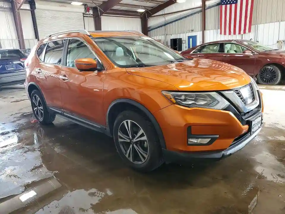 5N1AT2MV5HC731638 2017 NISSAN ROGUE-3