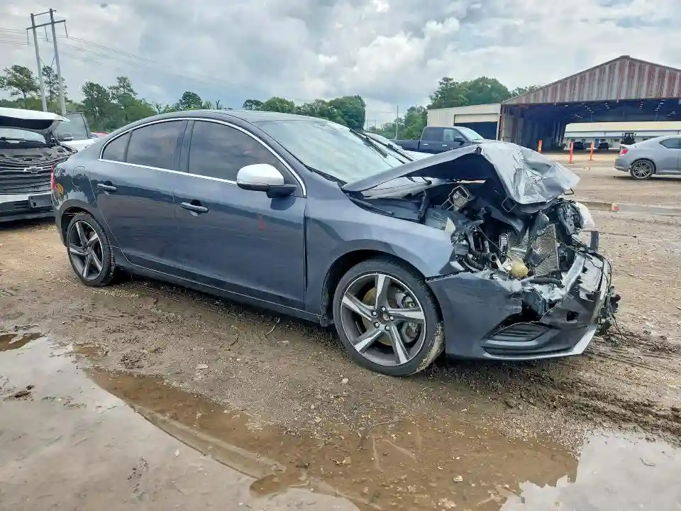 YV1902FH6D2175602 2013 VOLVO S60-3