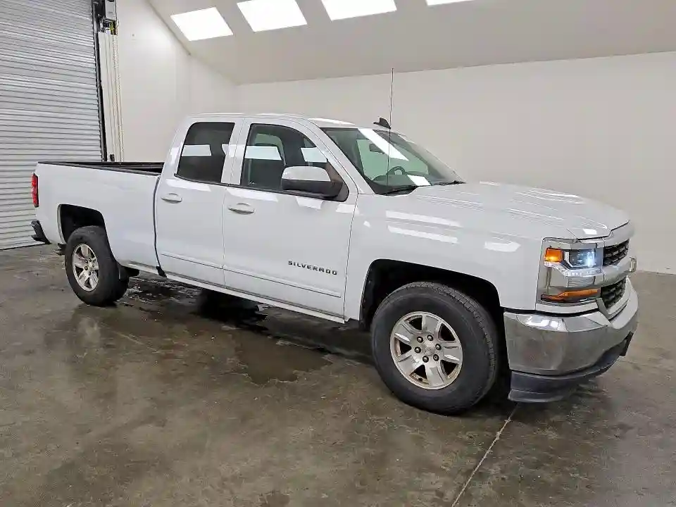 1GCRCREC9JZ141524 2018 CHEVROLET SILVERADO-3