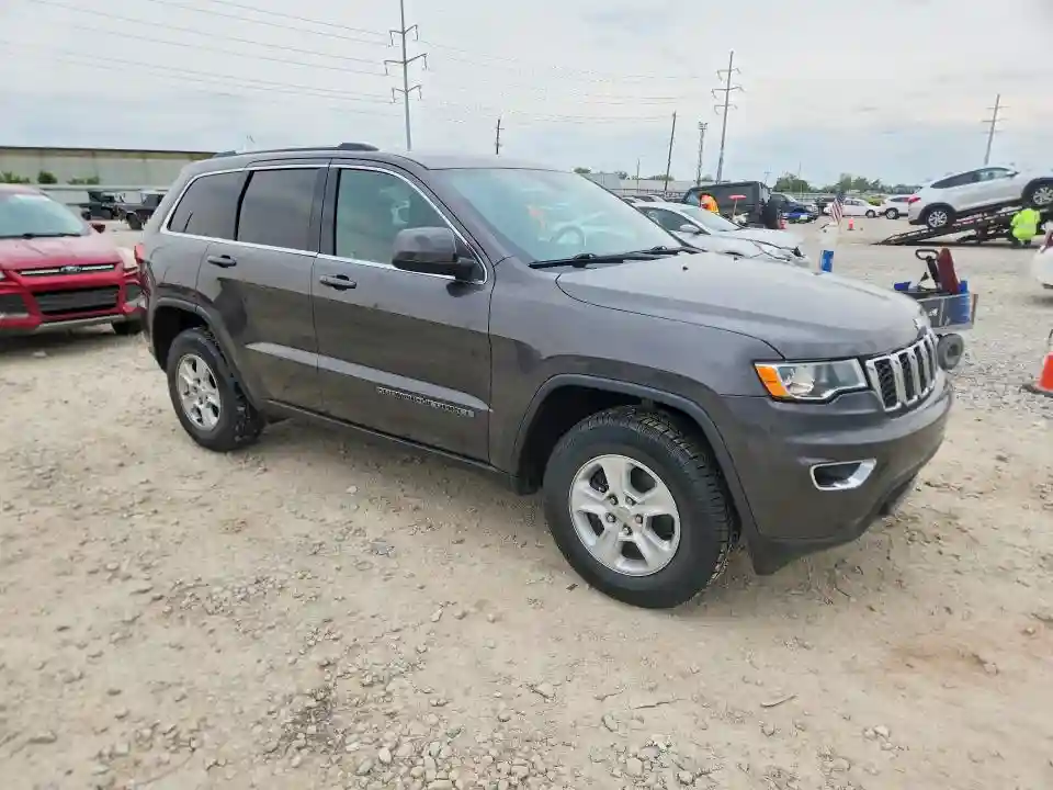 1C4RJFAG6HC826056 2017 JEEP GRAND CHEROKEE-3